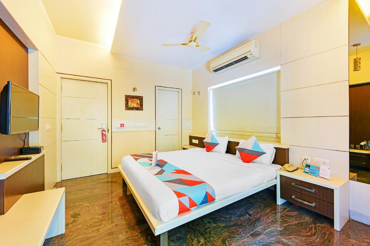 Fabexpress B Zone - Nr Us Consulate Hotel Chennai Eksteriør billede